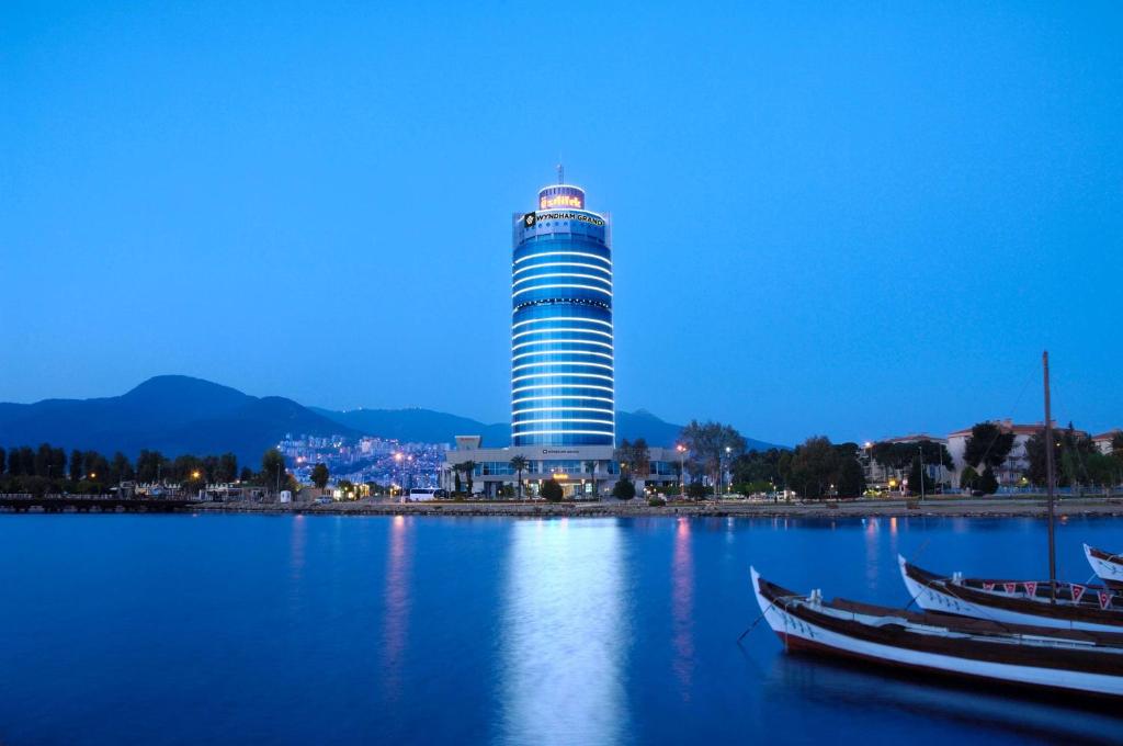 Wyndham Grand İzmir Özdilek