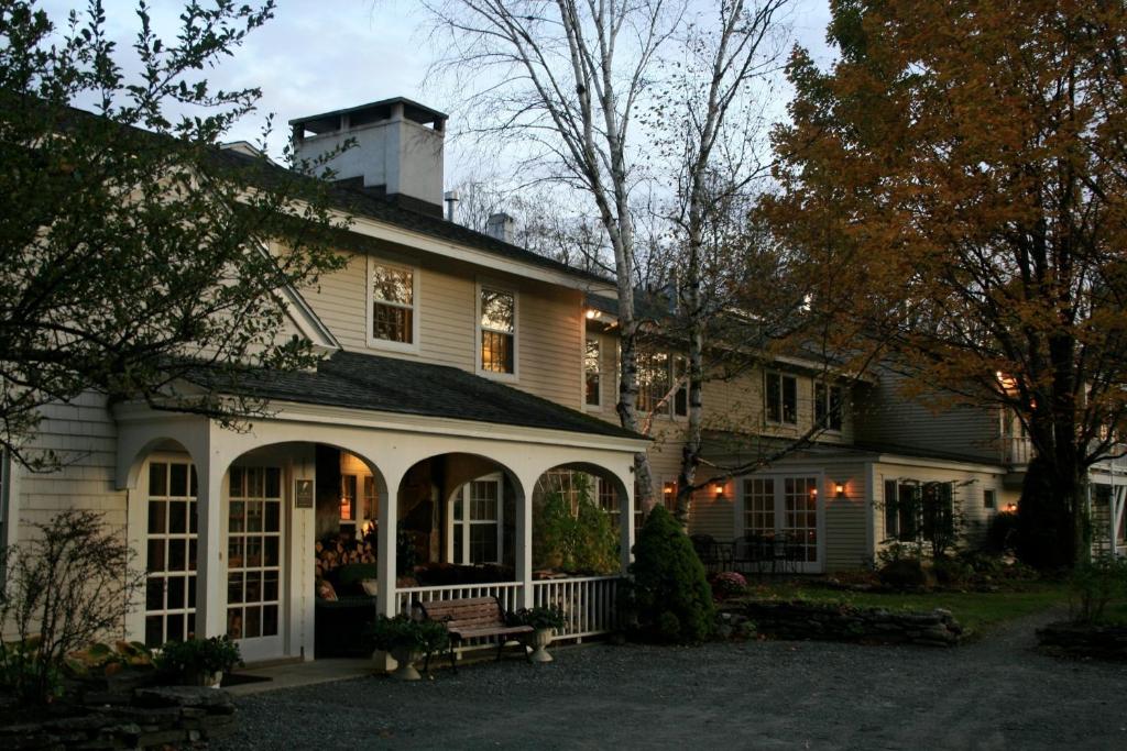 Deerhill Inn (West Dover) 