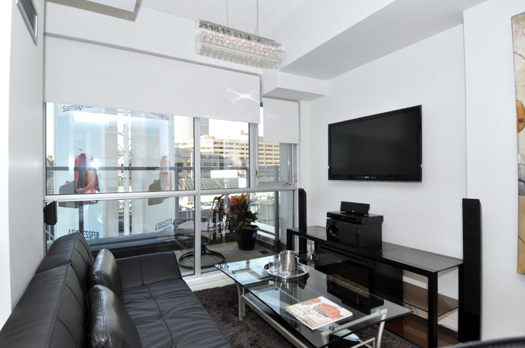 Yonge Suites Furnished Apartments